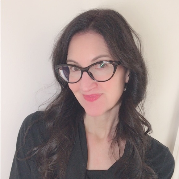 Meet your Posher, Sara - Picture 1 of 1